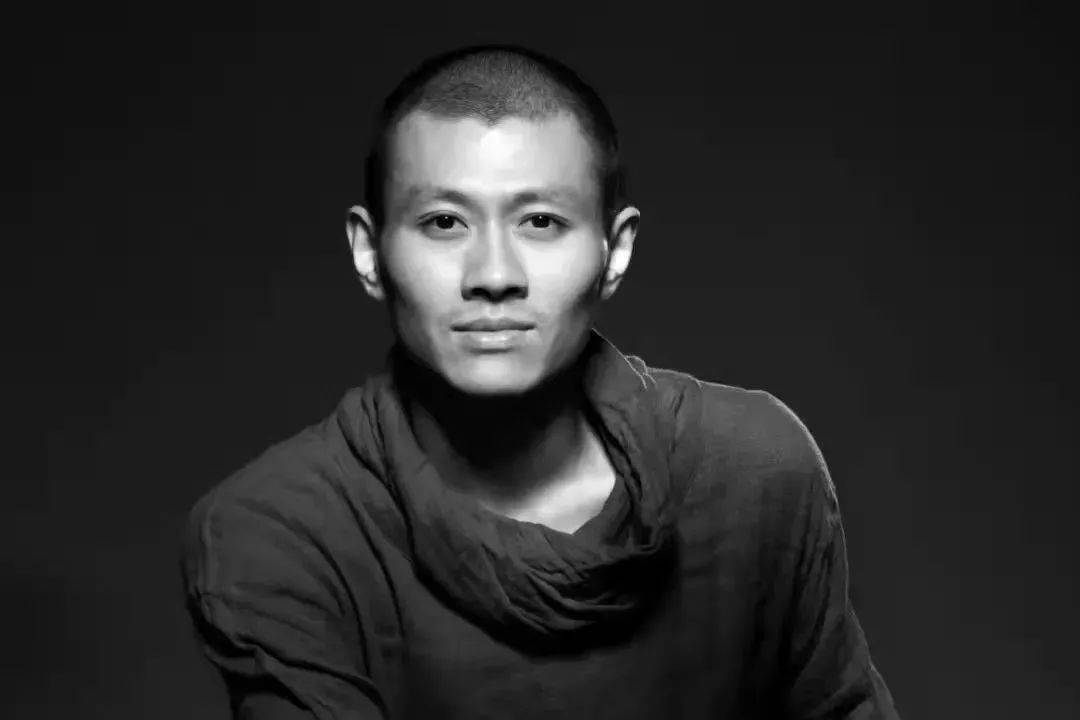 演艺之路的闪耀之星，演员文一的成功之路
